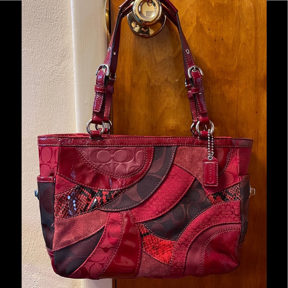 Coach Limited Edition Signature Gallery Leather